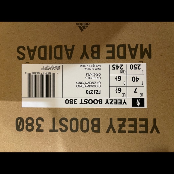 Adidas Yeezy 380 - Picture 4 of 4